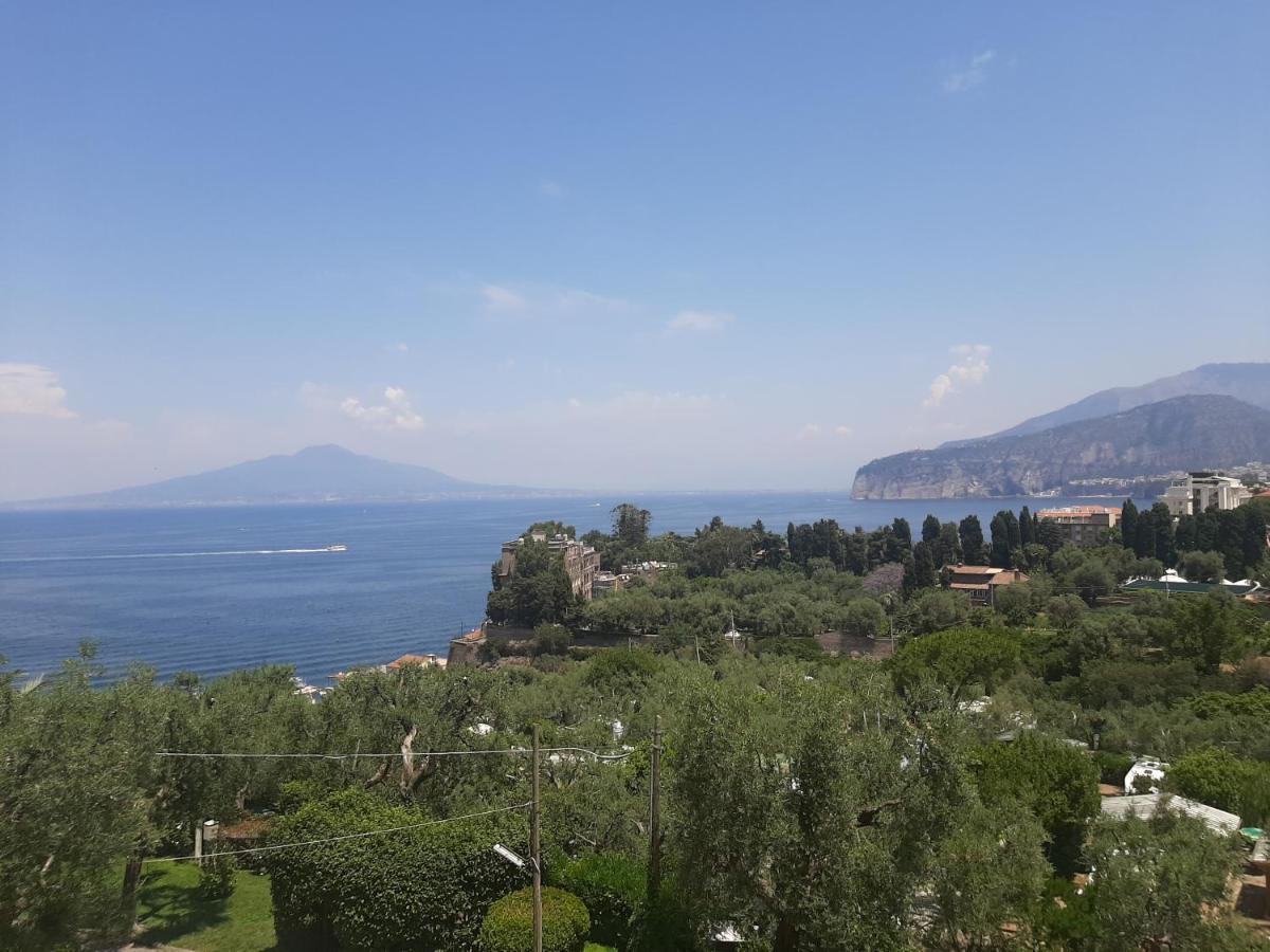Апартаменты Sorrento Tower Экстерьер фото